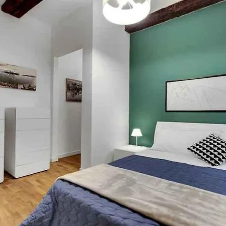 Garden Apartment *